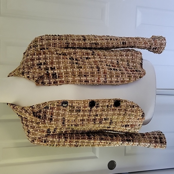 Lafayette 148 New York Jackets & Blazers - Lafayette 148 New York tweed Blazer size 8